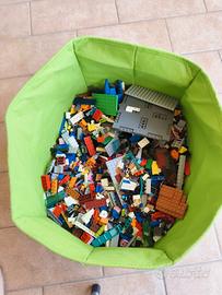 quasi 3 KG di lego 