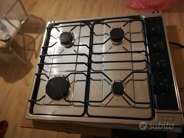 Piano cotture 4 fuochi marca FRANKE