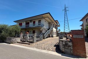 CASA SEMINDIPENDENTE A SAN MINIATO