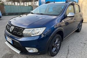 Dacia sandero stepway-0.9 tce-benz-2017