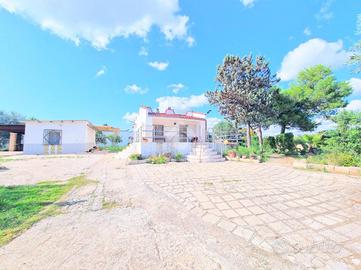 VILLA SINGOLA A MANDURIA