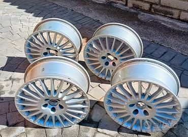 Cerchi da 17 pollici Alfa Romeo 159