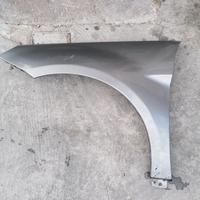 Mercedes classe b 2011 parafango sinistro. 