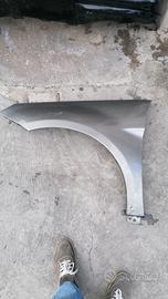 Mercedes classe b 2011 parafango sinistro. 