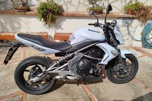 Kawasaki er6n 2009