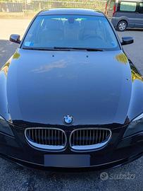 BMW 523i- benzina- cambio manuale-tagliandata- 