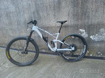 CUBE STEREO 150 C:62 RACE 29 