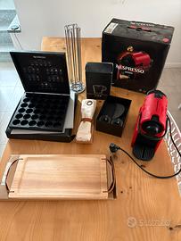 Nespresso, tazzine, porta cialde, macchina caffè