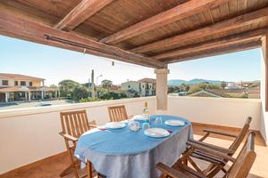 Trilocale con ampia veranda a 800 mt dal mare