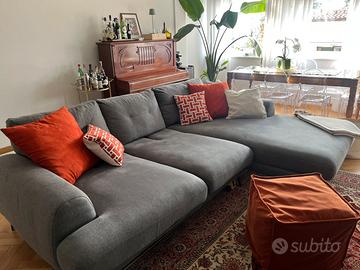 Divano con chaise longue