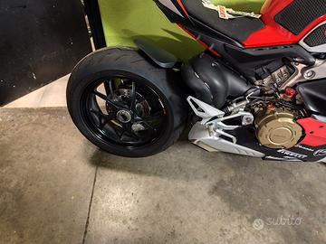 Panigale v4