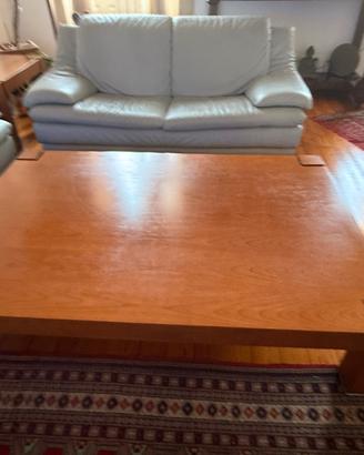 Divani e tavoli Natuzzi