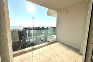 CAORLE - Trilocale nuovo fronte mare con doppio te