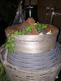 Antica Damigiana in Vetro Scuro e Fascia di Botte