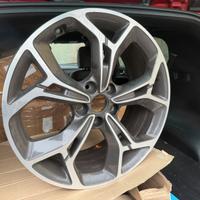 2 Cerchioni kia sportage 2020 gt line R 19