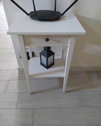 Mobiletto ingresso / sala ikea Hemnes
