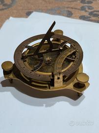 Bussola meridiana antica in ottone vintage special