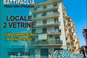 Centro - Locale Commerciale con 2 Vetrine