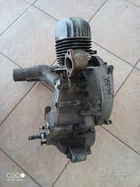 Motore Vespa 50R   V5A2M