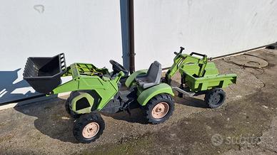 Trattore giocattolo CLAAS per bambini