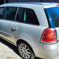 Ricambi Opel zafira 1.9 CDTI