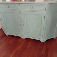 mobile  colorato  azzurro 