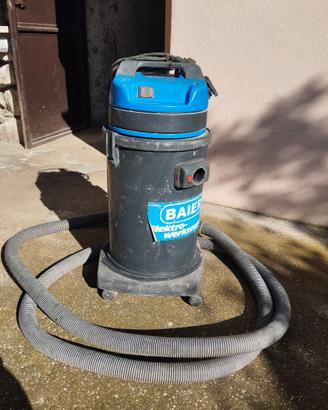Aspiratore industriale