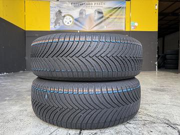 2 Gomme Bridgestone 235/65R17 4 Stagioni85%residui