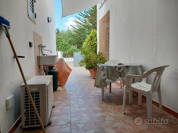 SUL MARE Monolocale clima-lavatrice-p.auto