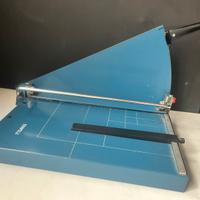 Taglierina tagliacarta Dahle 517