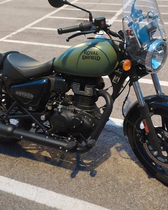 Royal Enfield Meteor 350  Mat Green