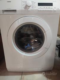 Lavatrice AEG funzionante 