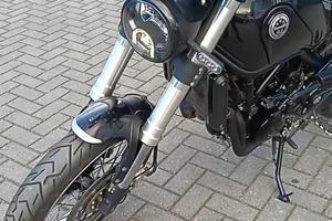 Benelli Leoncino Trail 500
