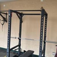 Attrezzatura Home-Gym Pesisitica marca Lacertosus