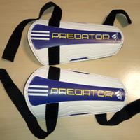 PARASTINCHI ADIDAS "Predator"