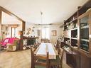 villa-di-190-m²-con-piu-di-5-locali-e-box-auto-dop