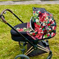 Trio Cybex Spring Blossom con telaio gold rose