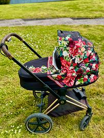Trio Cybex Spring Blossom con telaio gold rose