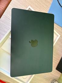 MacBook Air 8GB/512GB M2