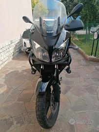 Suzuki V Strom DL 650 - 2012