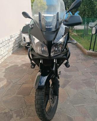 Suzuki V Strom DL 650 - 2012