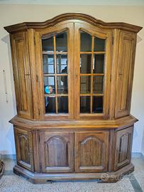 Credenza con vetrina 