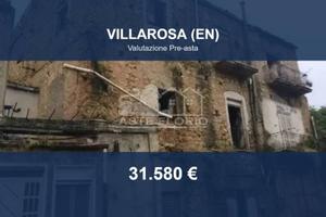 Immobile in asta di 37 m² con box auto a Villarosa
