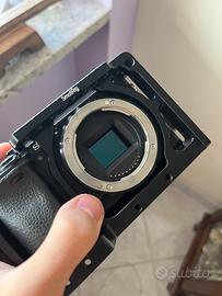 Sony A6400 + 16-50 + Cage SmallRig + 4 Batterie