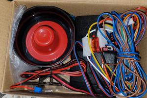 allarme sonoro per auto, moto, camper