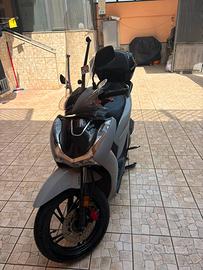 Scooter honda sh 125