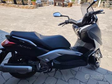 Yamaha Xmax 125