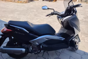 Yamaha Xmax 125