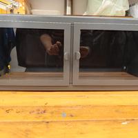 2 mobiletti in metallo rettangolari 