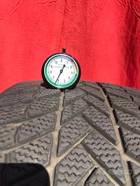 BRIDGESTONE BLIZZAK WINTER 275 30 20 e 245 35 20